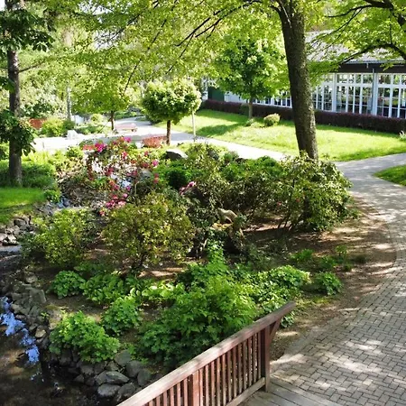 Kurpark Maisonnette Апартаменты *